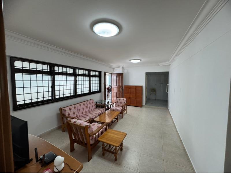 Prop-GPT: HDB Apartment: D19  296B Compassvale Crescent