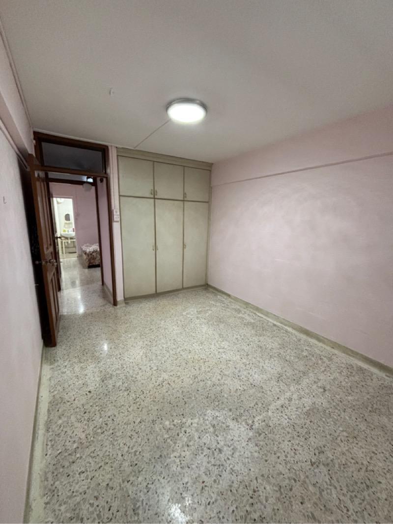Prop-GPT: HDB Apartment: D20 Ang Mo Kio 445 Ang Mo Kio Avenue 10