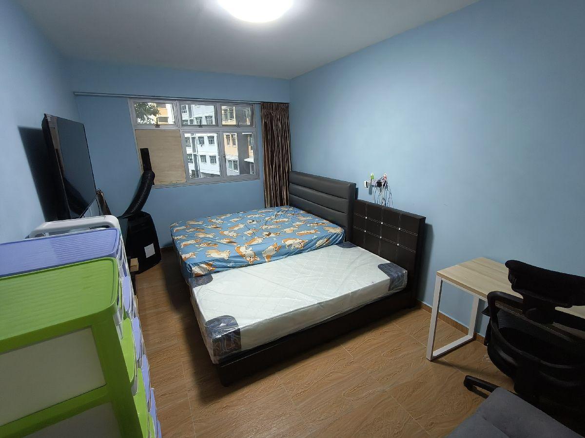 Prop-GPT: HDB Apartment: D27  104C Canberra Street