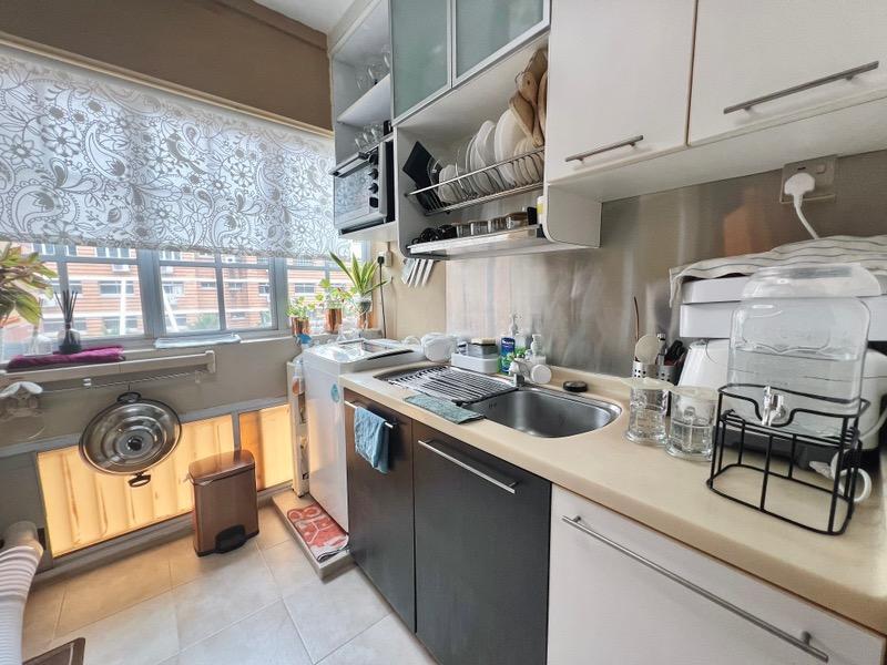 HDB Apartment for Sale, 134 Pasir Ris Street 11 HDB Apartment For Sale, $899,000, 4 Bed 2 Bath 1,560 sqft $576.00 psf, SGD 899,000 | 99-year Leasehold