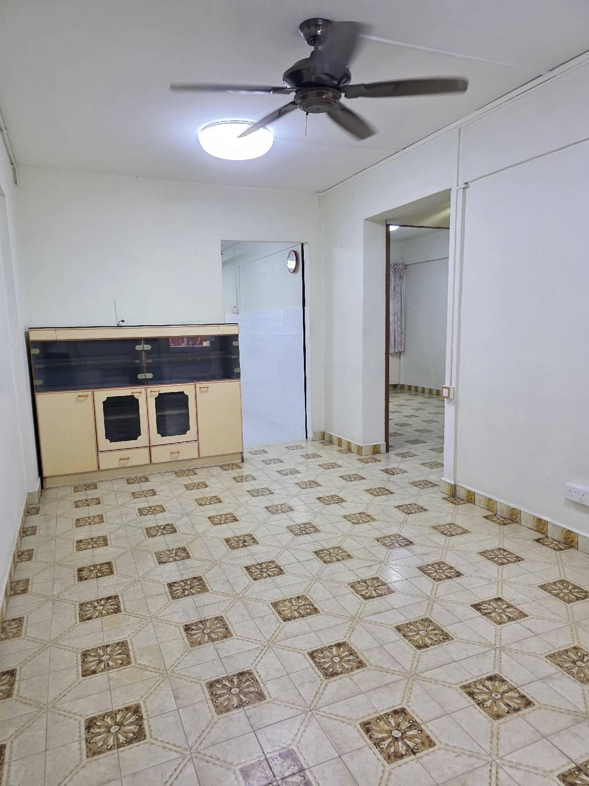 HDB Apartment for Sale: Ang Mo Kio, D20, 560343