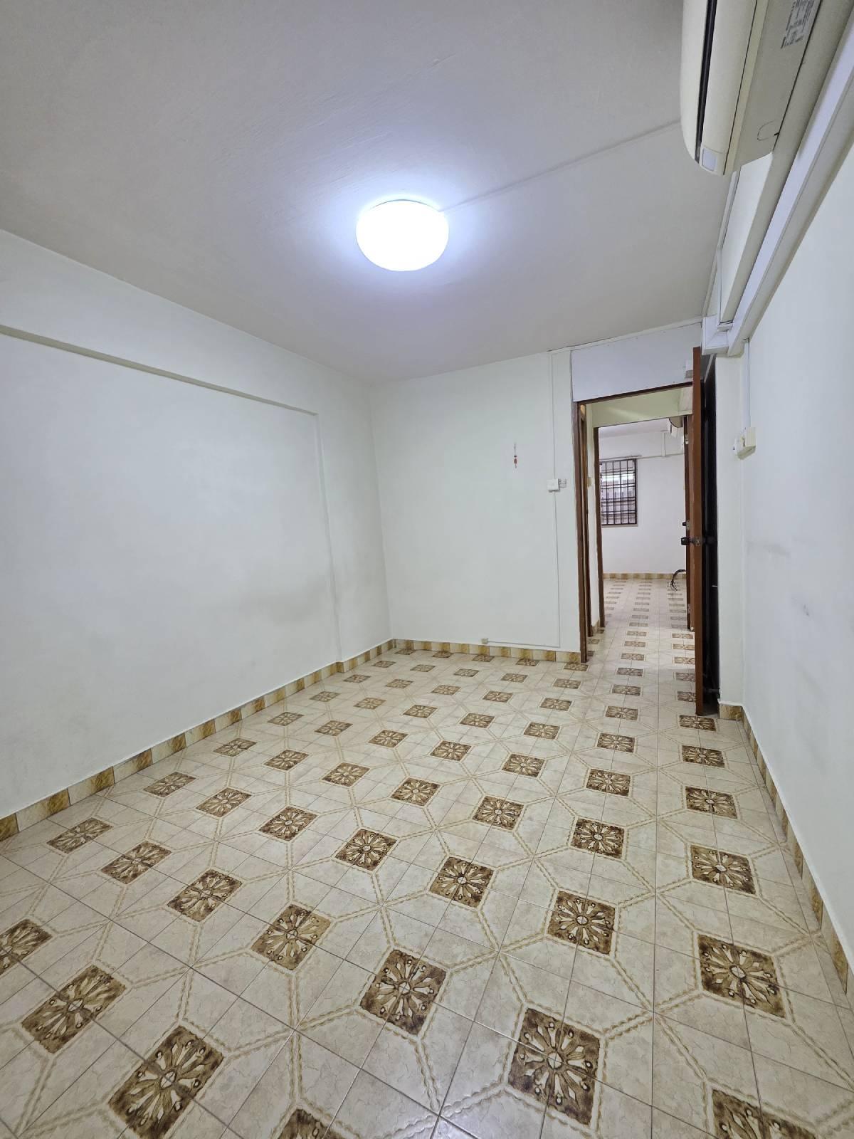 HDB Apartment for Sale: Ang Mo Kio, D20, 560343