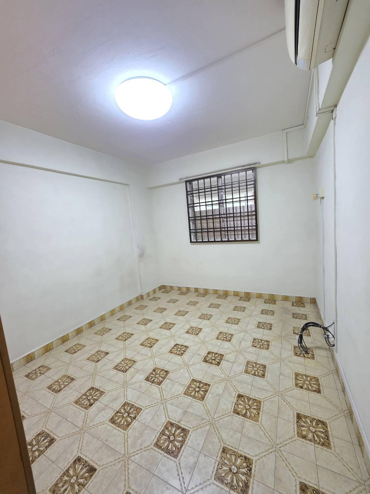 HDB Apartment for Sale: Ang Mo Kio, D20, 560343