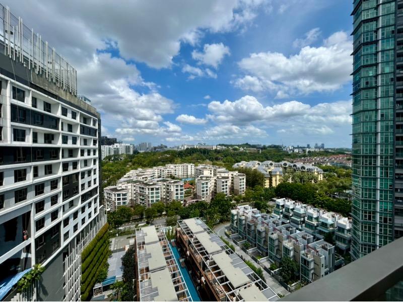 Prop-GPT: Condominium: D05  Seahill