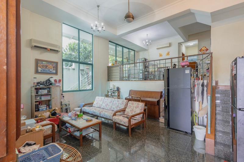 Prop-GPT: Corner Terrace: D19  Tai Keng Villas
