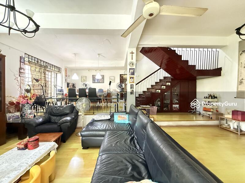 Prop-GPT: Semi-Detached: D20  Happy Estate