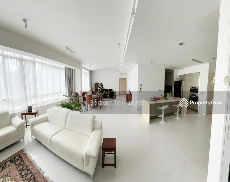 Prop-GPT: Apartment: D09 Cairnhill The Vermont On Cairnhill