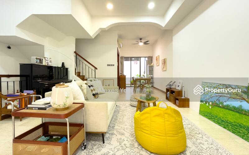 Terrace for Sale, D'Manor, SGD 2,990,000 | 99-year lease