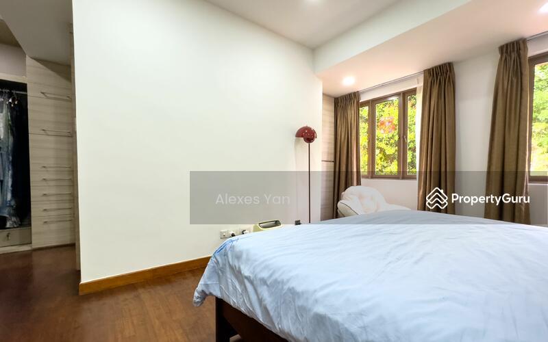 Terrace for Sale, D'Manor, SGD 2,990,000 | 99-year lease