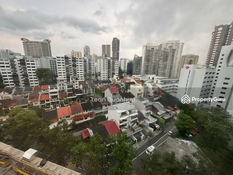 Prop-GPT: Apartment: D09  Lucky Plaza