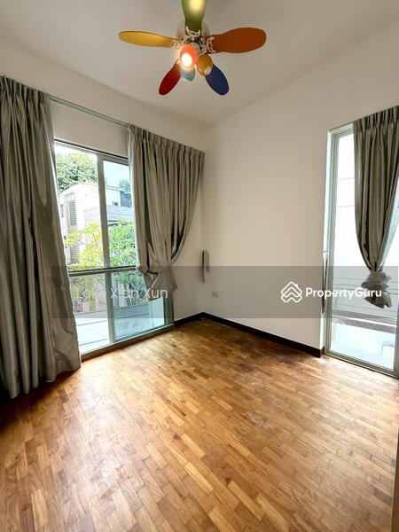 Condominium - Cluster House for Sale: D16, 465476