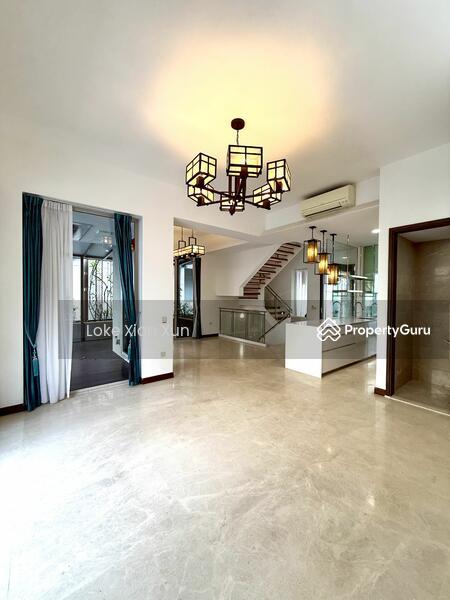 Condominium - Cluster House for Sale: D16, 465476