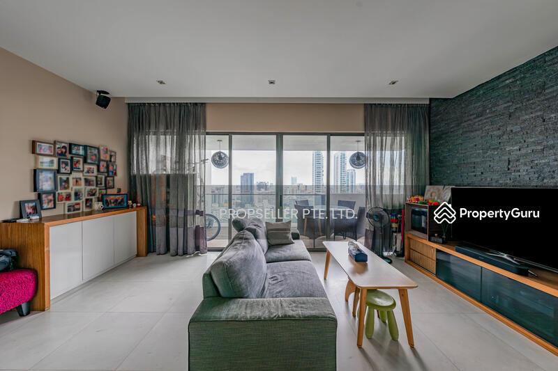 Condominium for Sale, iResidences, SGD 2,700,000 | Freehold