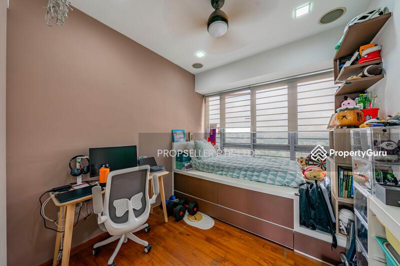 Condominium for Sale, iResidences, SGD 2,700,000 | Freehold
