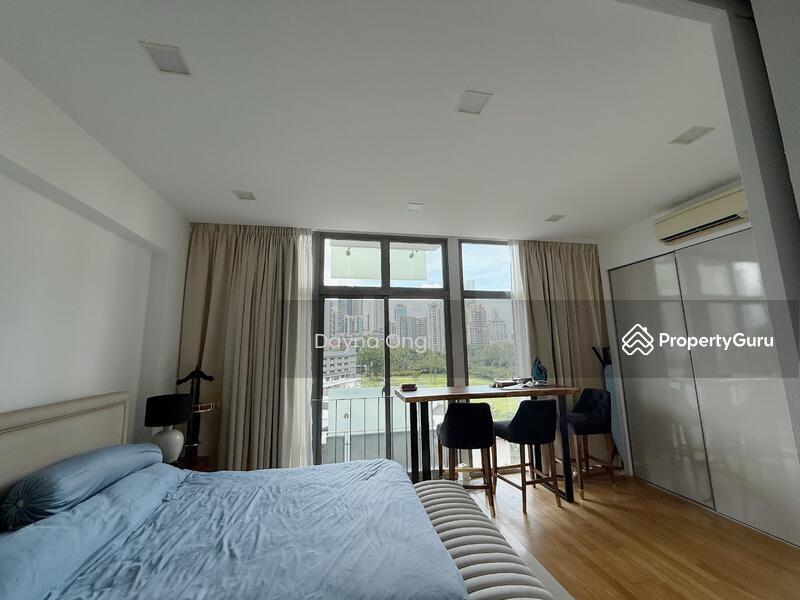 Prop-GPT: Condominium: D10  The Montana