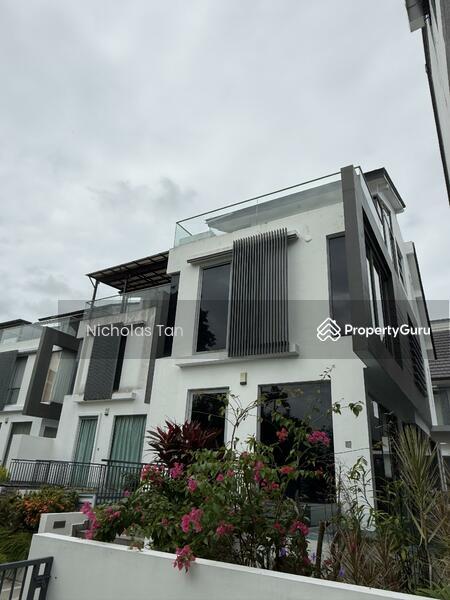 Prop-GPT: Cluster House: D13 Potong Pasir Dunsfold 18