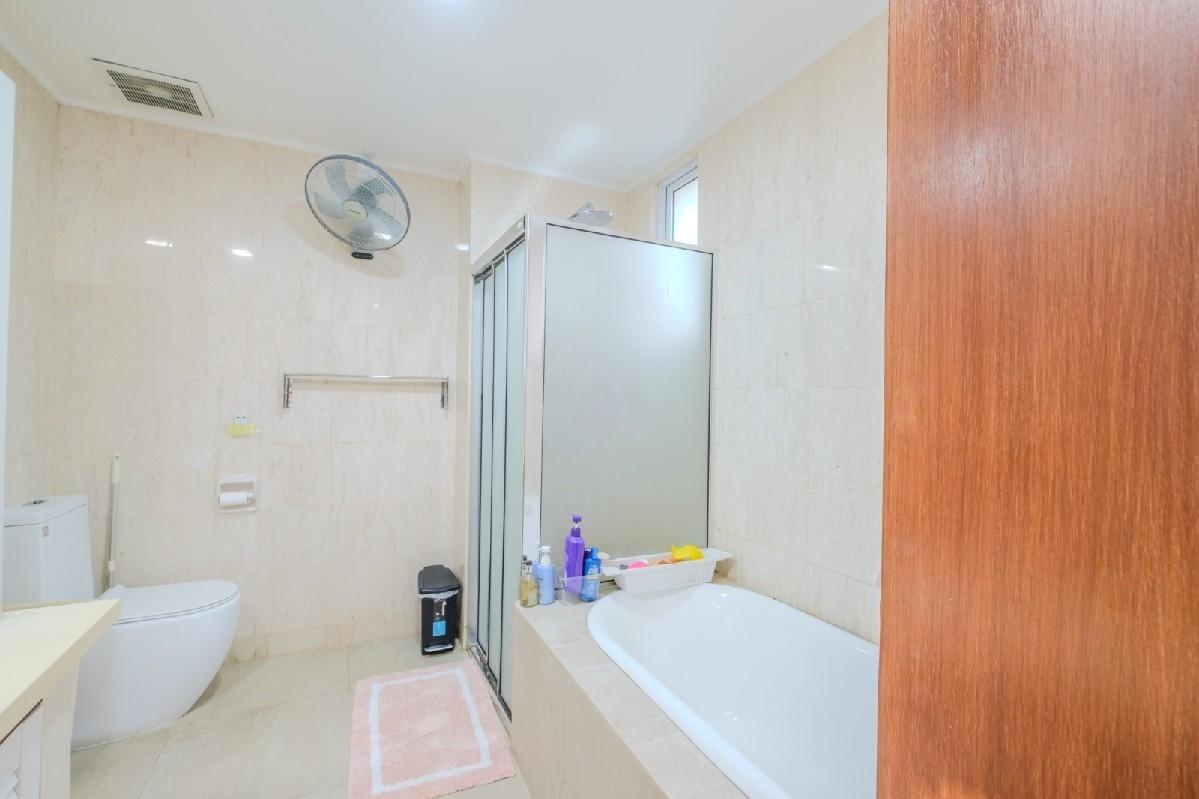 Condominium for Sale, DUCHESS CREST Condominium For Sale, $3,500,000, 4 Bed 3 Bath 1,882 sqft $1,860.00 psf, SGD 3,500,000 | 99-year Leasehold
