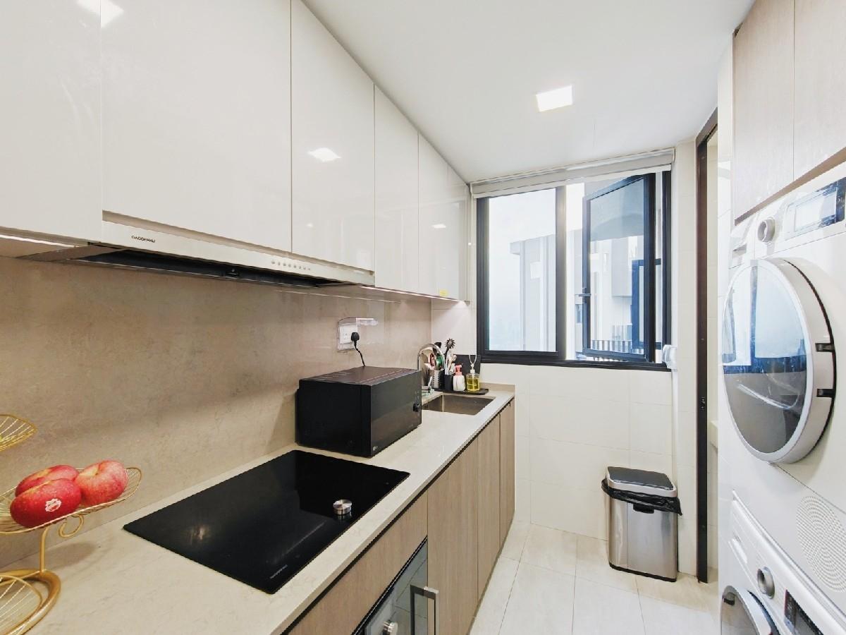 Condominium for Sale, Avenue South Residence Condominium For Sale, $3,250,000, 3 Bed 2 Bath 1,302 sqft $2,496.00 psf, SGD 3,250,000 | 99-year Leasehold