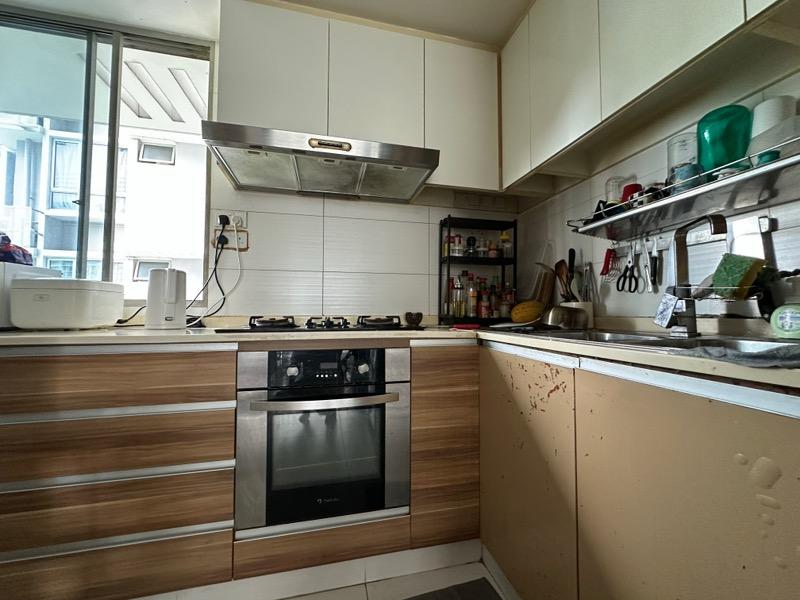 Condominium for Sale, Waterfront Key Condominium For Sale, $2,300,000, 3 Bed 3 Bath 1,324 sqft $1,737.00 psf, SGD 2,300,000