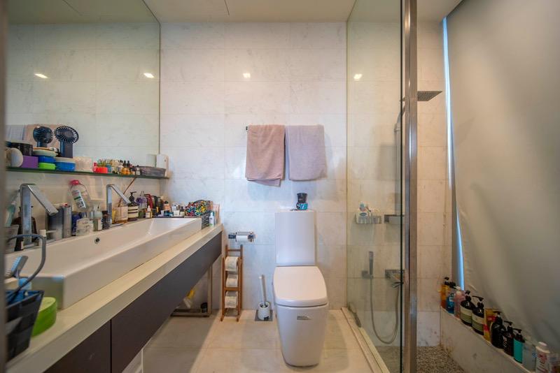 Condominium for Sale, Jardin Condominium For Sale, $2,300,000, 3 Bed 2 Bath 1,098 sqft $2,095.00 psf, SGD 2,300,000 | Freehold