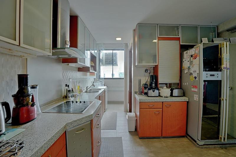 Condominium for Sale, Parc Oasis Condominium For Sale, $2,080,000, 4 Bed 3 Bath 1,506 sqft $1,381.00 psf, SGD 2,080,000 | 99-year Leasehold