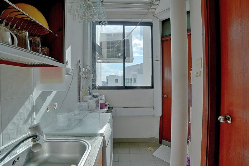 Condominium for Sale, Parc Oasis Condominium For Sale, $2,080,000, 4 Bed 3 Bath 1,506 sqft $1,381.00 psf, SGD 2,080,000 | 99-year Leasehold