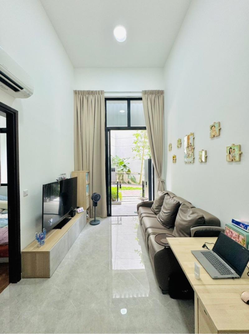 Prop-GPT: Condominium: D21 Upper Bukit Timah Mayfair Gardens