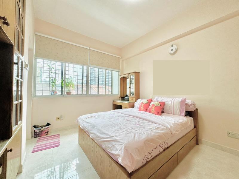 Apartment for Sale, Topaz Mansions Apartment For Sale, $1,500,000, 3 Bed 2 Bath 1,173 sqft $1,279.00 psf, SGD 1,500,000