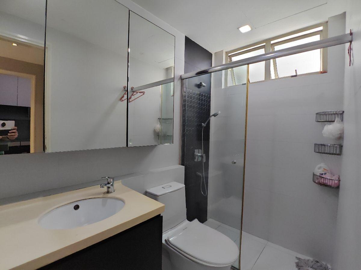 Apartment for Sale, Ritz Mansions Apartment For Sale, $1,995,000, 3 Bed 2 Bath 1,302 sqft $1,532.00 psf, SGD 1,995,000 | Freehold