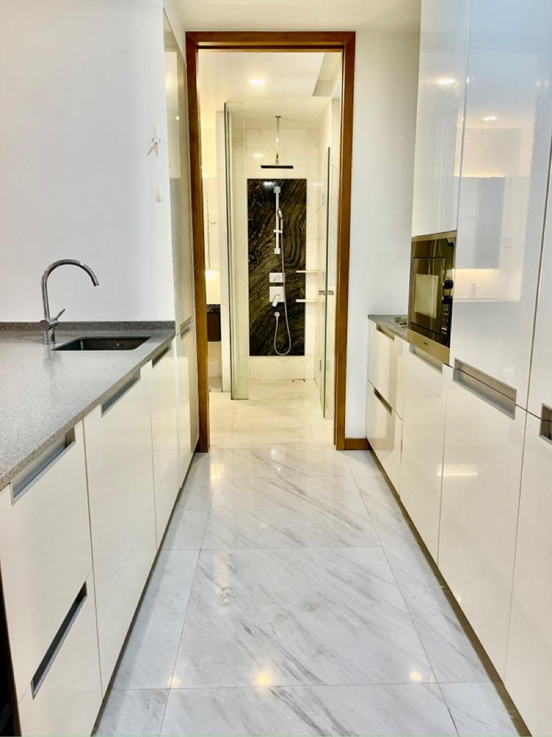 Condominium for Sale, Marina One Residences Condominium For Sale, $1,350,000, 1 Bed 1 Bath 689 sqft $1,959.00 psf, SGD 1,350,000 | 99-year Leasehold