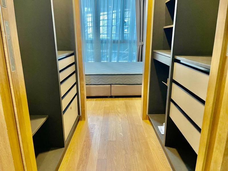 Condominium for Sale, Marina One Residences Condominium For Sale, $1,350,000, 1 Bed 1 Bath 689 sqft $1,959.00 psf, SGD 1,350,000 | 99-year Leasehold