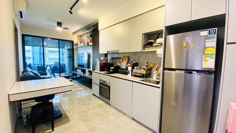 Prop-GPT: Condominium: D19  The Garden Residences