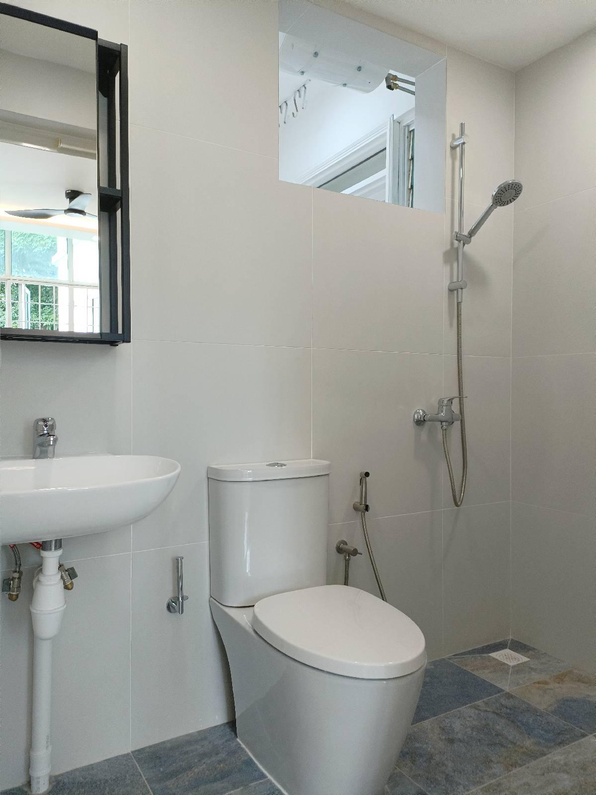 Apartment for Sale, Maysprings Apartment For Sale, $1,199,000, 2 Bed 2 Bath 915 sqft $1,310.00 psf, SGD 1,199,000 | 99-year Leasehold