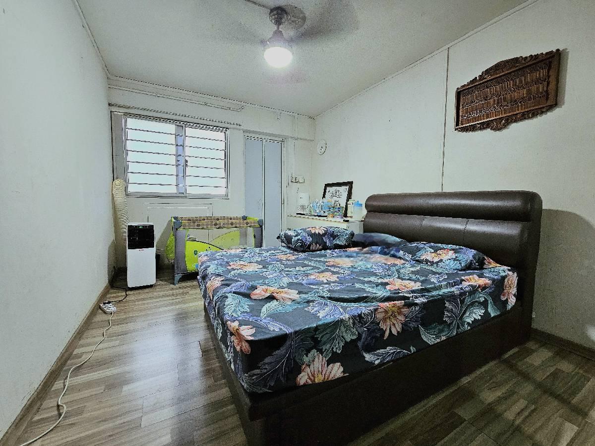 HDB Apartment for Sale, 149 Bishan Street 11 HDB Apartment For Sale, $610,000, 3 Bed 2 Bath 904 sqft $675.00 psf, SGD 610,000 | 99-year Leasehold