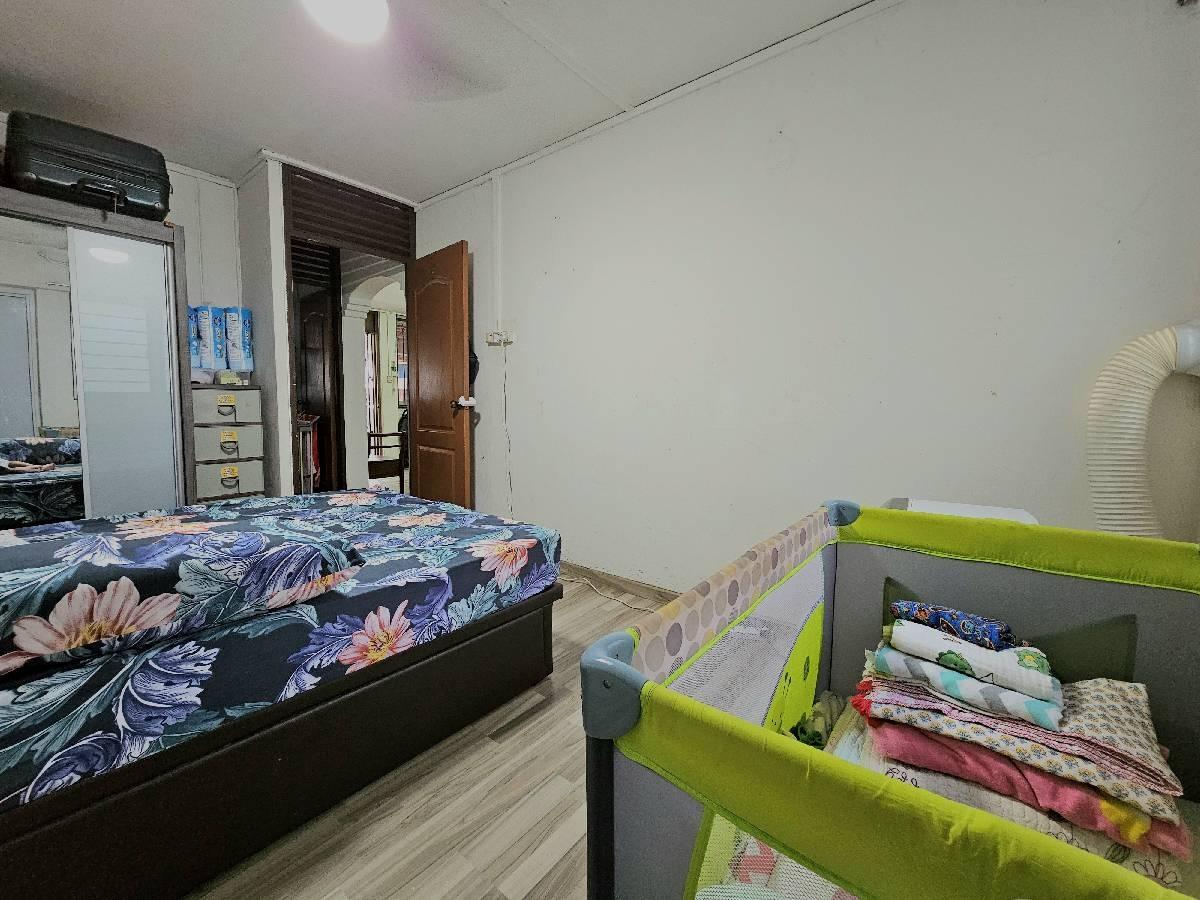 HDB Apartment for Sale, 149 Bishan Street 11 HDB Apartment For Sale, $610,000, 3 Bed 2 Bath 904 sqft $675.00 psf, SGD 610,000 | 99-year Leasehold
