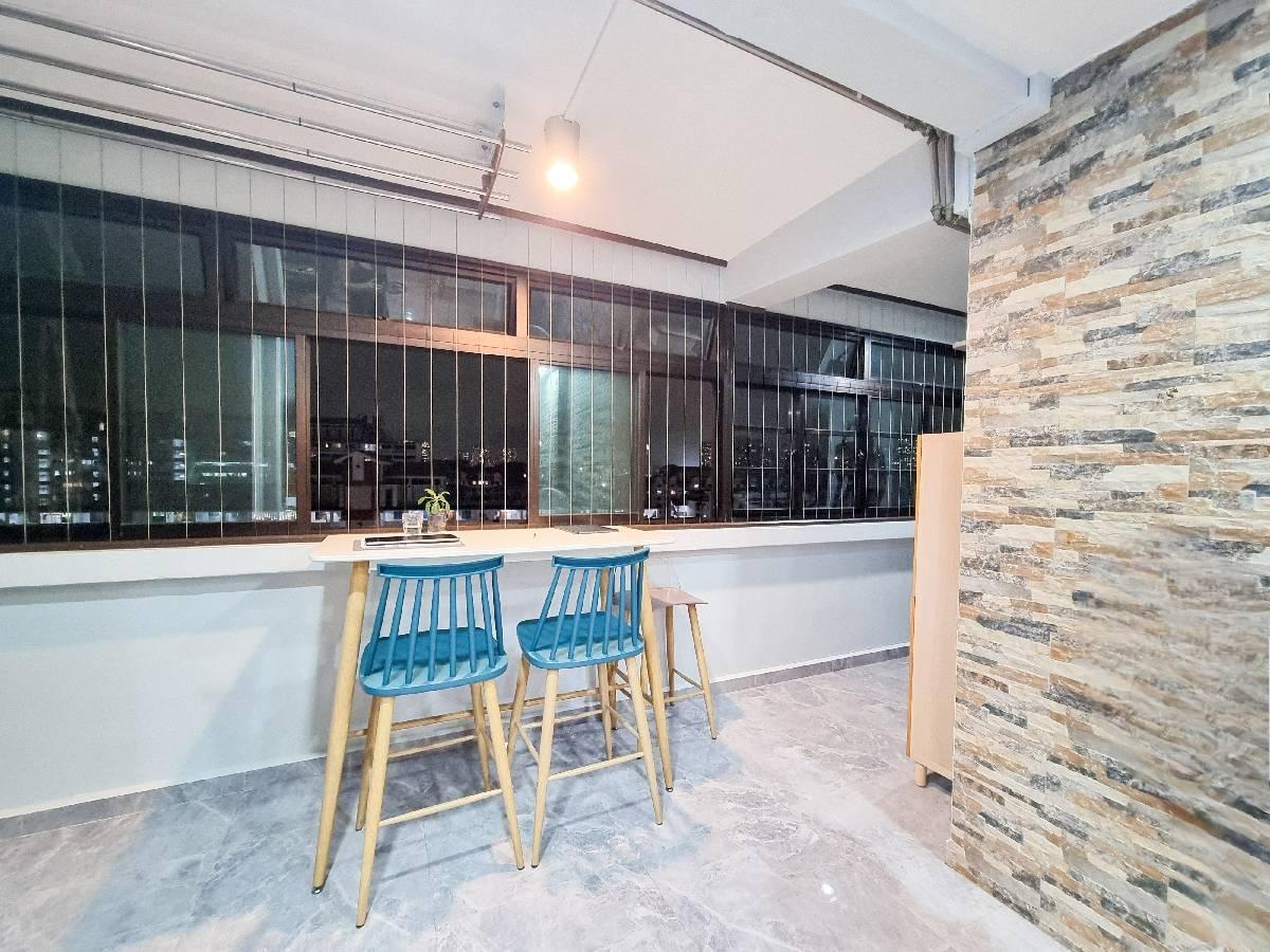 HDB Apartment for Sale, 116 Lorong 2 Toa Payoh HDB Apartment For Sale, $499,000, 2 Bed 1 Bath 775 sqft $644.00 psf, SGD 499,000 | 99-year Leasehold