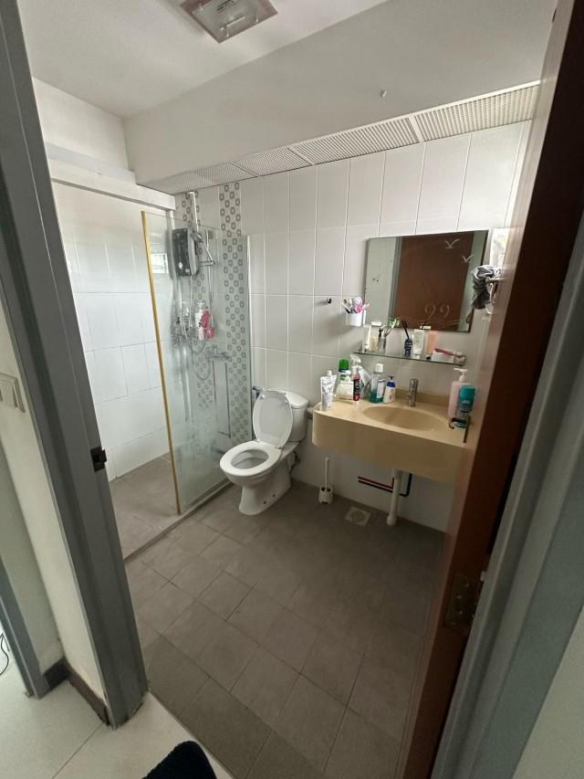 HDB Apartment for Sale, 183A Boon Lay Avenue HDB Apartment For Sale, $900,000, 3 Bed 2 Bath 1,206 sqft $746.00 psf, SGD 900,000 | 99-year Leasehold