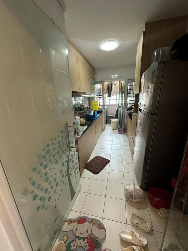 HDB Apartment for Sale, 183A Boon Lay Avenue HDB Apartment For Sale, $900,000, 3 Bed 2 Bath 1,206 sqft $746.00 psf, SGD 900,000 | 99-year Leasehold