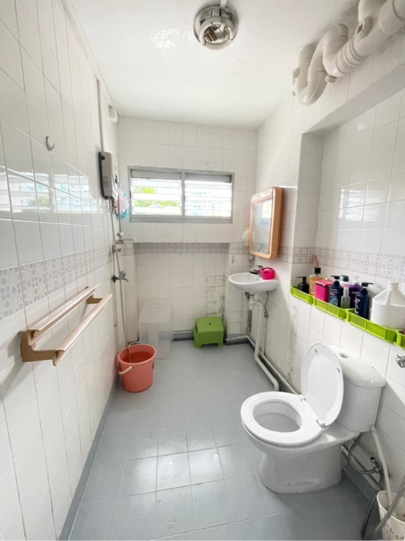 HDB Apartment for Sale, 758 Choa Chu Kang North 5 HDB Apartment For Sale, $850,000, 4 Bed 2 Bath 1,571 sqft $541.00 psf, SGD 850,000