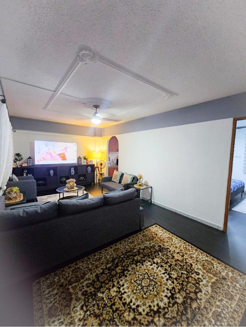 Prop-GPT: HDB Apartment: D27 Yishun 440 Yishun Avenue 11