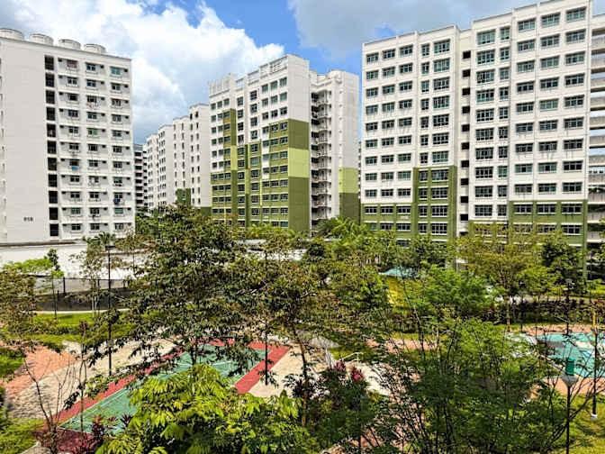 HDB Apartment for Sale, 513D Yishun Street 51 HDB Apartment For Sale, $650,000, 3 Bed 2 Bath 1,001 sqft $649.00 psf, SGD 650,000 | 99-year Leasehold