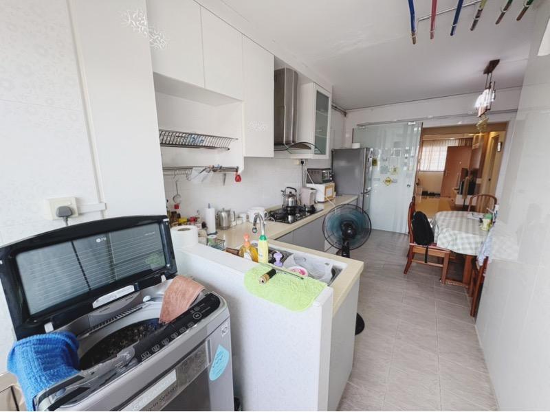 HDB Apartment for Sale, 833 Yishun Street 81 HDB Apartment For Sale, $480,000, 2 Bed 2 Bath 785 sqft $611.00 psf, SGD 480,000 | 99-year Leasehold