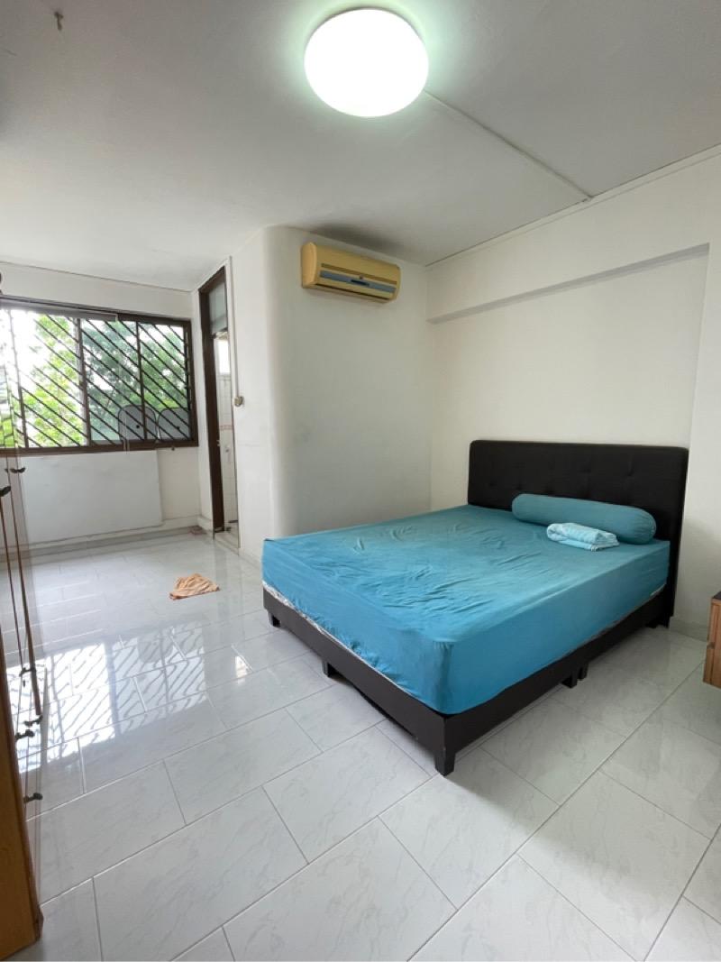 HDB Apartment for Sale, 844 Yishun Street 81 HDB Apartment For Sale, $599,999, 3 Bed 2 Bath 107 sqft $5,607.00 psf, SGD 599,999 | 99-year Leasehold