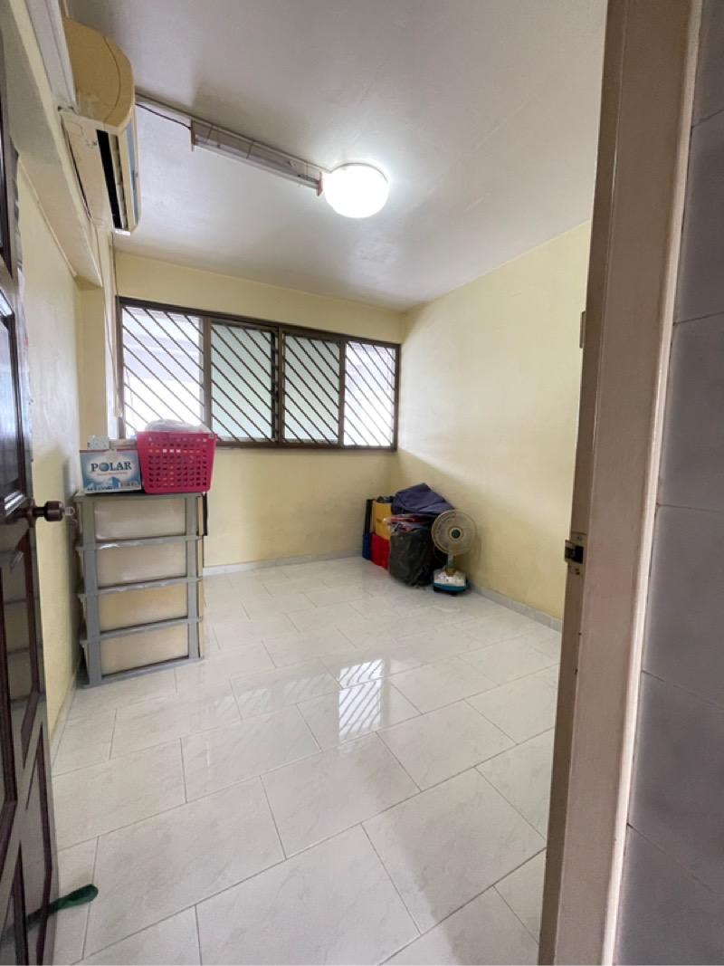 HDB Apartment for Sale, 844 Yishun Street 81 HDB Apartment For Sale, $599,999, 3 Bed 2 Bath 107 sqft $5,607.00 psf, SGD 599,999 | 99-year Leasehold