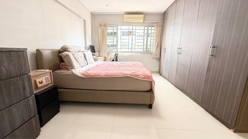 HDB Apartment for Sale, 894 Tampines Street 81 HDB Apartment For Sale, $1,080,000, 4 Bed 2 Bath 1,528 sqft $707.00 psf, SGD 1,080,000 | 99-year Leasehold
