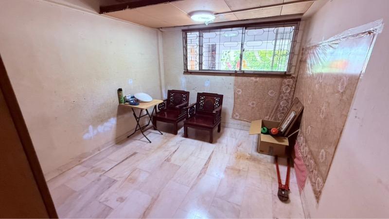 HDB Apartment for Sale, 202 Tampines Street 21 HDB Apartment For Sale, $470,000, 2 Bed 2 Bath 807 sqft $582.00 psf, SGD 470,000 | 99-year Leasehold