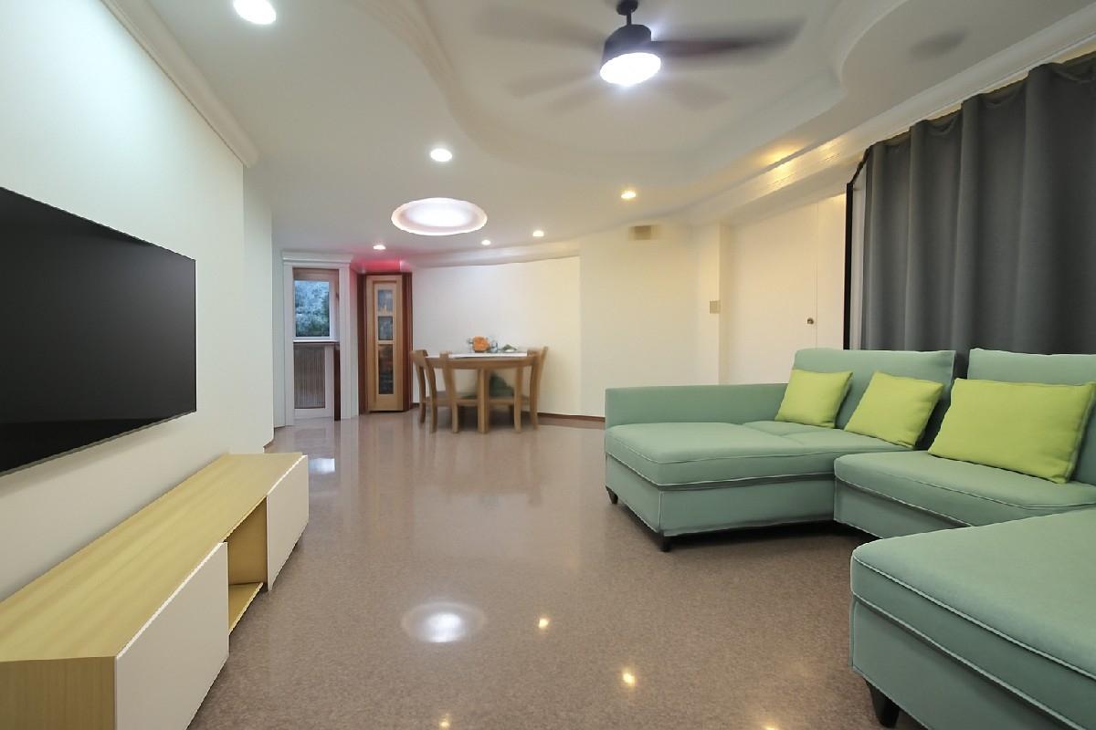 HDB Apartment for Sale, 288C Bukit Batok Street 25 HDB Apartment For Sale, $580,000, 3 Bed 2 Bath 969 sqft $599.00 psf, SGD 580,000 | 99-year Leasehold