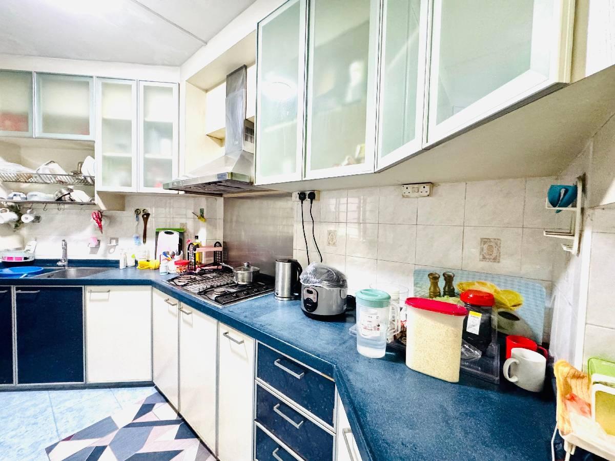 HDB Apartment for Sale, 585 Woodlands Drive 16 HDB Apartment For Sale, $630,000, 3 Bed 2 Bath 1,195 sqft $527.00 psf, SGD 630,000 | 99-year Leasehold