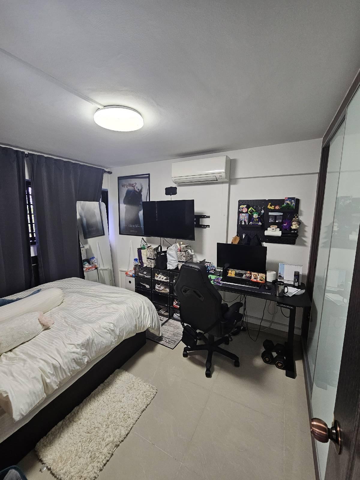 HDB Apartment for Sale, 231 Lorong 8 Toa Payoh HDB Apartment For Sale, $420,000, 2 Bed 2 Bath 818 sqft $513.00 psf, SGD 420,000 | 99-year Leasehold