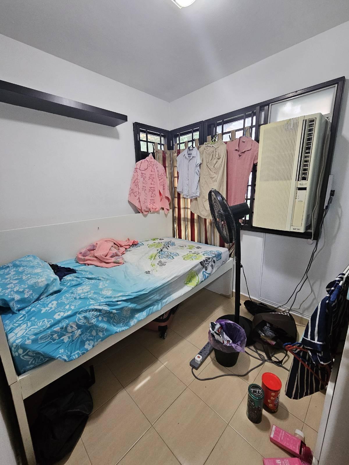 HDB Apartment for Sale, 231 Lorong 8 Toa Payoh HDB Apartment For Sale, $420,000, 2 Bed 2 Bath 818 sqft $513.00 psf, SGD 420,000 | 99-year Leasehold